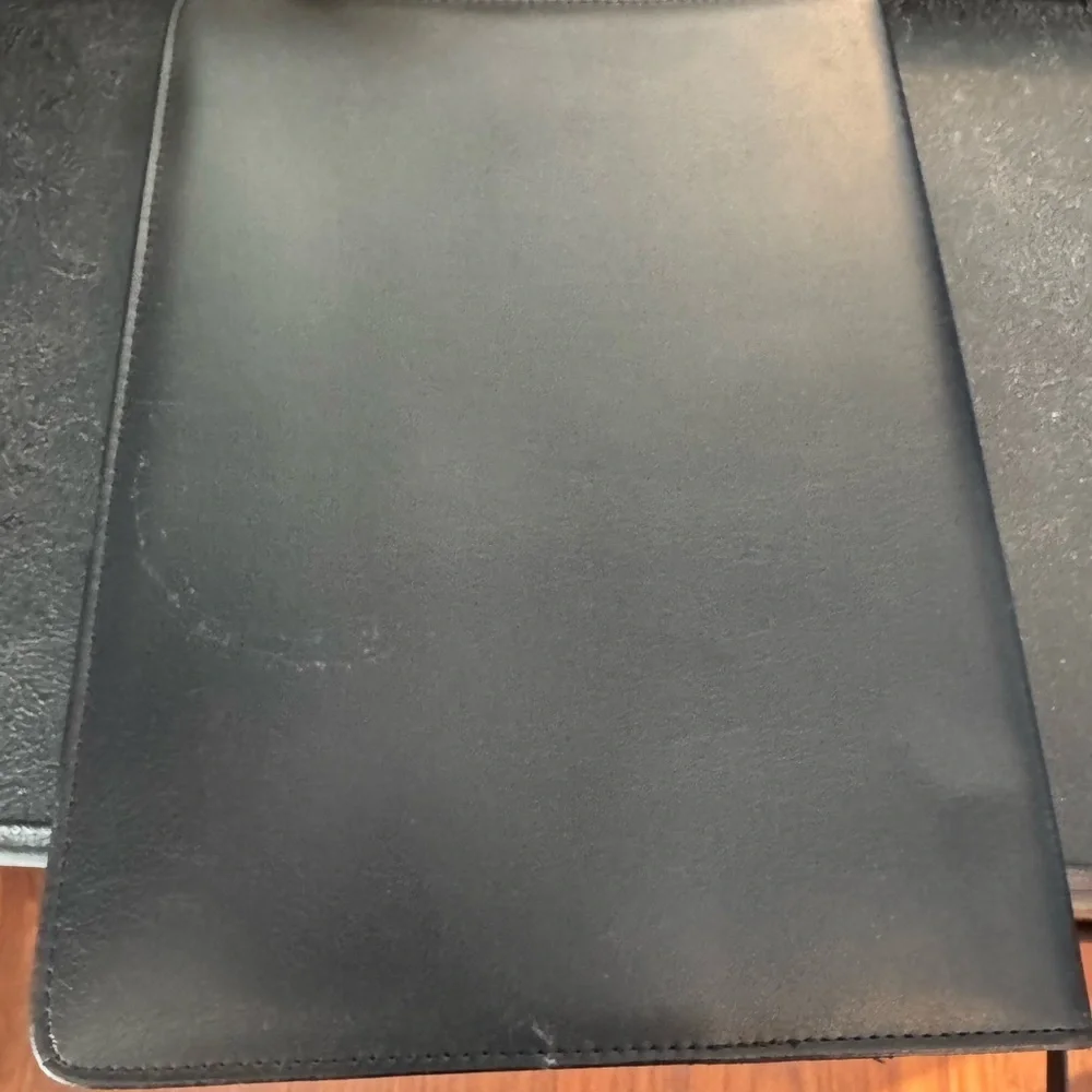 Black Leather Work or Resume Portfolio with LLS Insignia. Never used.